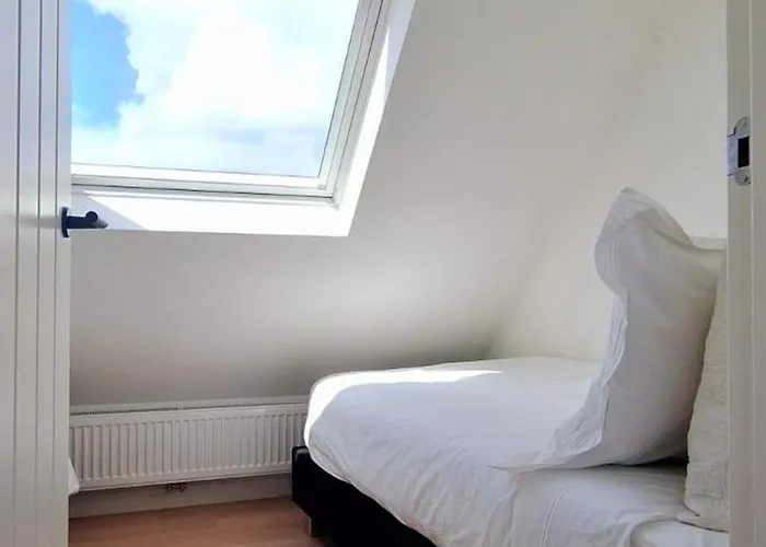 Miles אגמונד אן זי